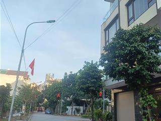 Giảm 2 tỷ bán gấp nhà 4 tầng khu đô thị vạn phúc, hà đông 58m2 mt 5m, phân lô, vỉa hè giá 16,6 ty.