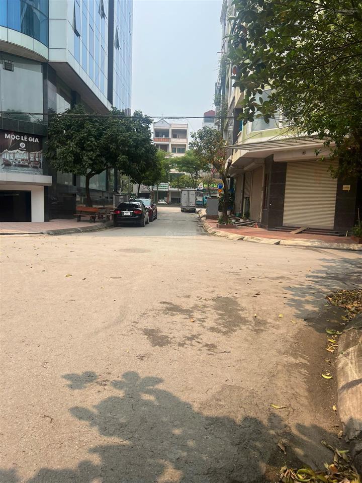 Giảm 2 tỷ nhà 5 tầng kđt dương nội, hà đông view trường học cạnh đường lê quang đạo  50m2.