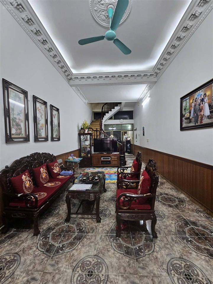 Bán nhà 4 tầng mặt phố quang trung, hà đông 57m2, giá 10,9 tỷ
