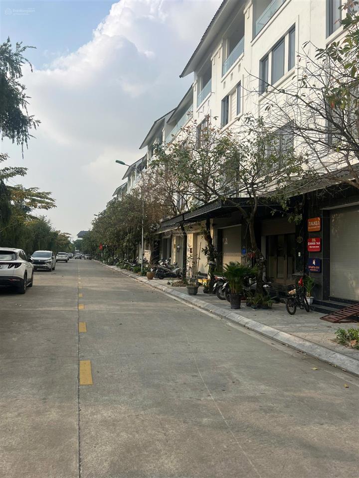 Bán nhà 5 tầng trung tâm hà đông, phân lô, vỉa hè đường 24m view công viên  60m2 giá 14,3 tỷ.