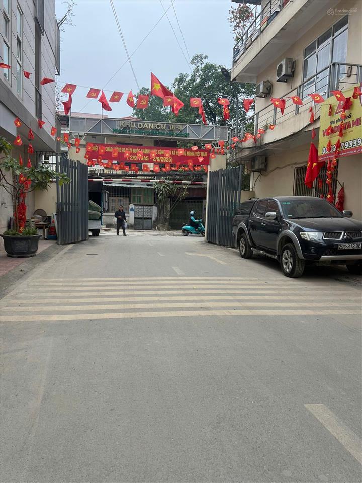 Bán nhà 5 tầng trung tâm mỗ lao hà đông, phân lô  50m2 mặt tiền 5m giá 18,29 tỷ.