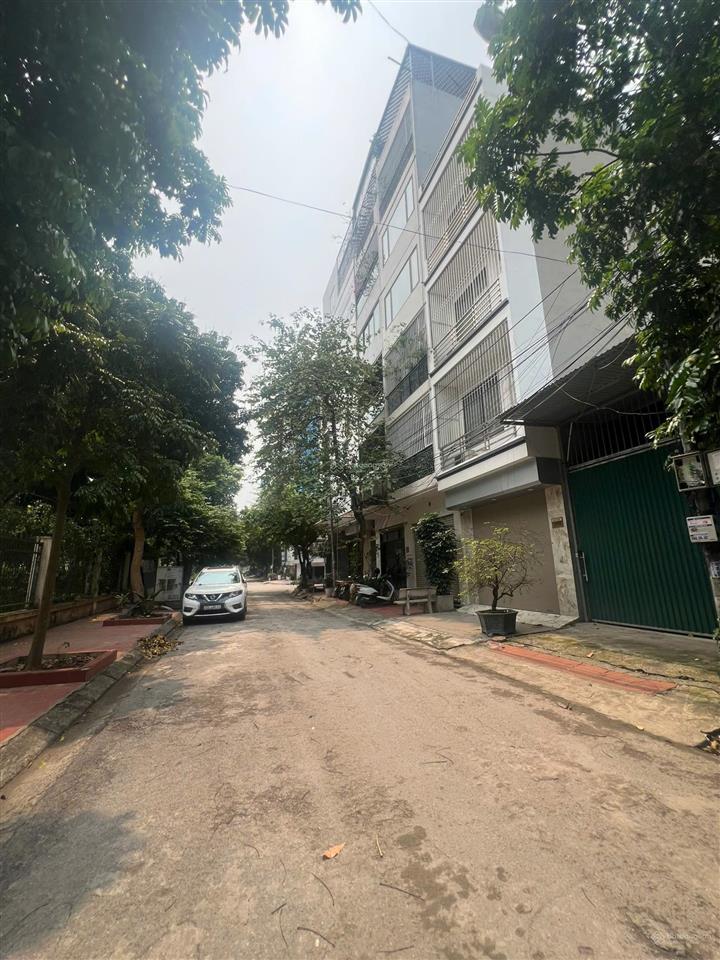 Bán nhà 5 tầng kđt dương nội, hà đông view trường học  cạnh đường lê quang đạo 50m2 gía đầu tư.