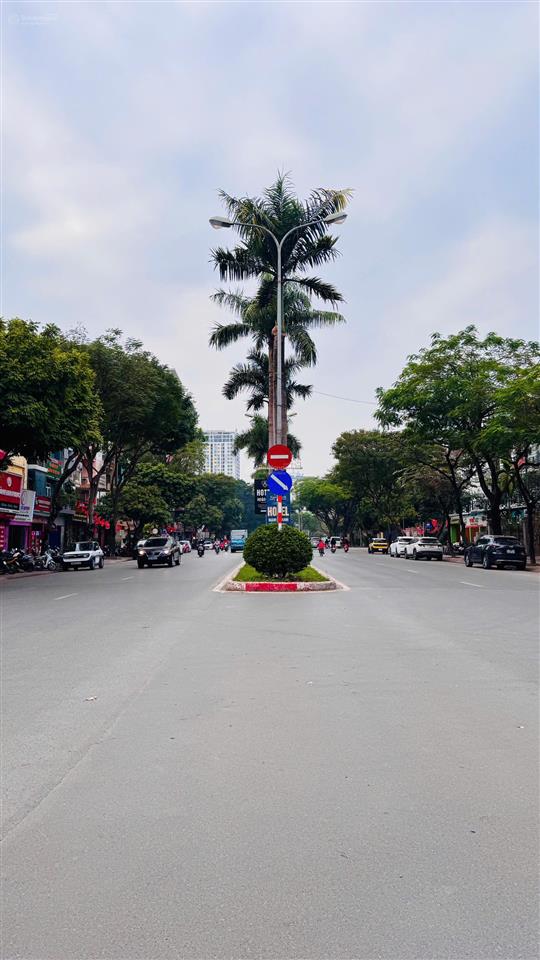 Chính chủ bán nhà 5 tầng, mặt phố bạch thái bưởi, văn quán, hà đông, 85m2, giá nhỉnh 20 tỷ.