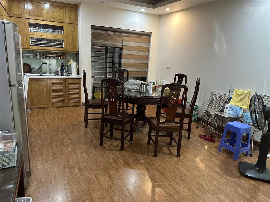 Bán nhà 4 tầng vạn phúc, hà đông, mt 5m, 58m2, phân lô vỉa hè, giá 15,5 tỷ.