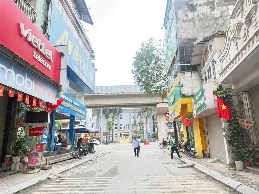 Bán nhà, ngõ 14 quang trung, khu phố ba la, phú la, hà đông, 50m², mặt tiền 5m, giá chỉ 2,3 tỷ