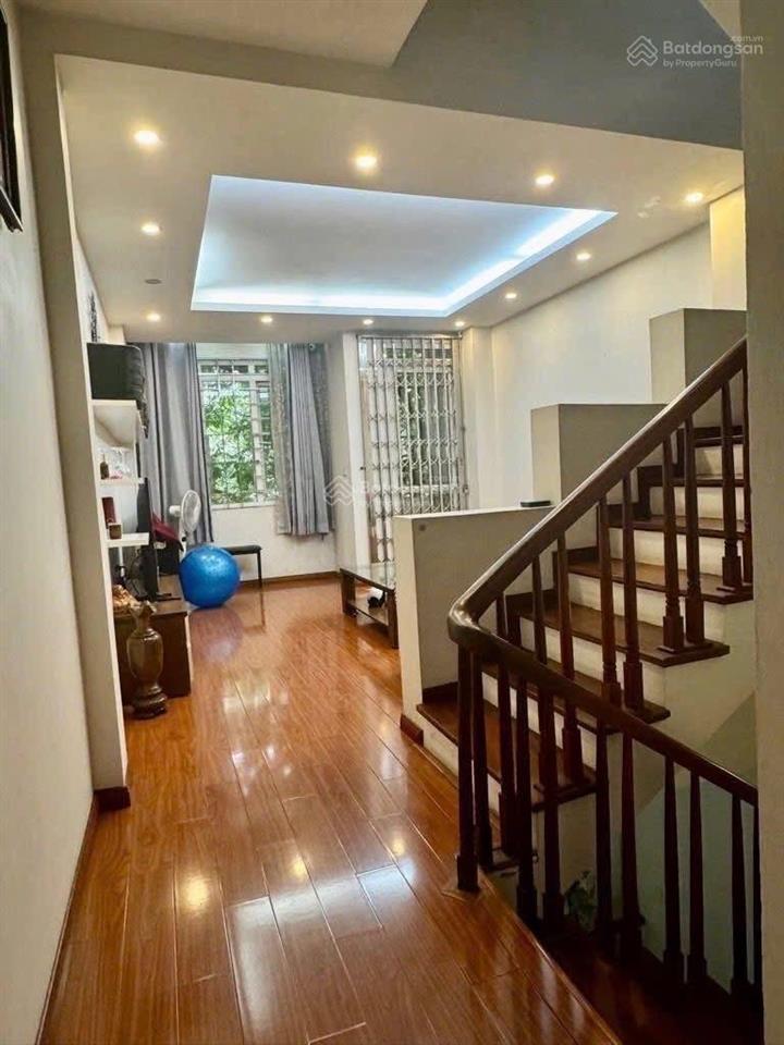 Bán nhà phân lô liền kề kđt xa la, 44m2, 5 tầng, mặt tiền 4,2m, giá 12,9 tỷ.