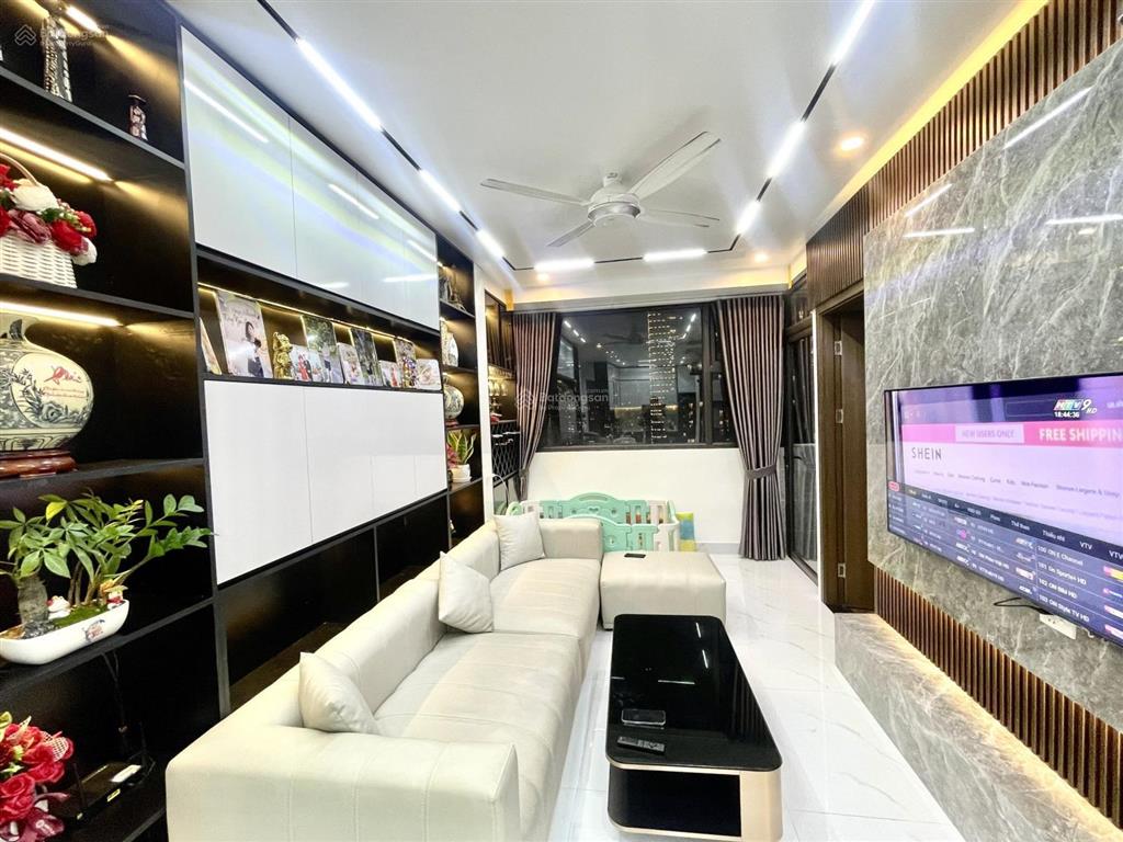 Tôi chính chủ cần bán căn 3pn 90m2  bc mát  nhà full đồ đẹp giá 7.5 tỷ tòa chung cư thông tấn xã