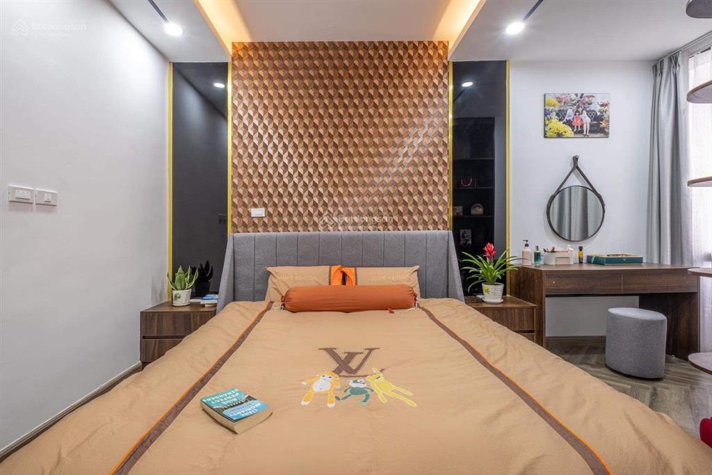 Hạ giá cần bán căn 2pn dt 56m2 full đồview thoáng mátgiá 4.6 tỷ cc tòa hub 3  nguyễn đức cảnh