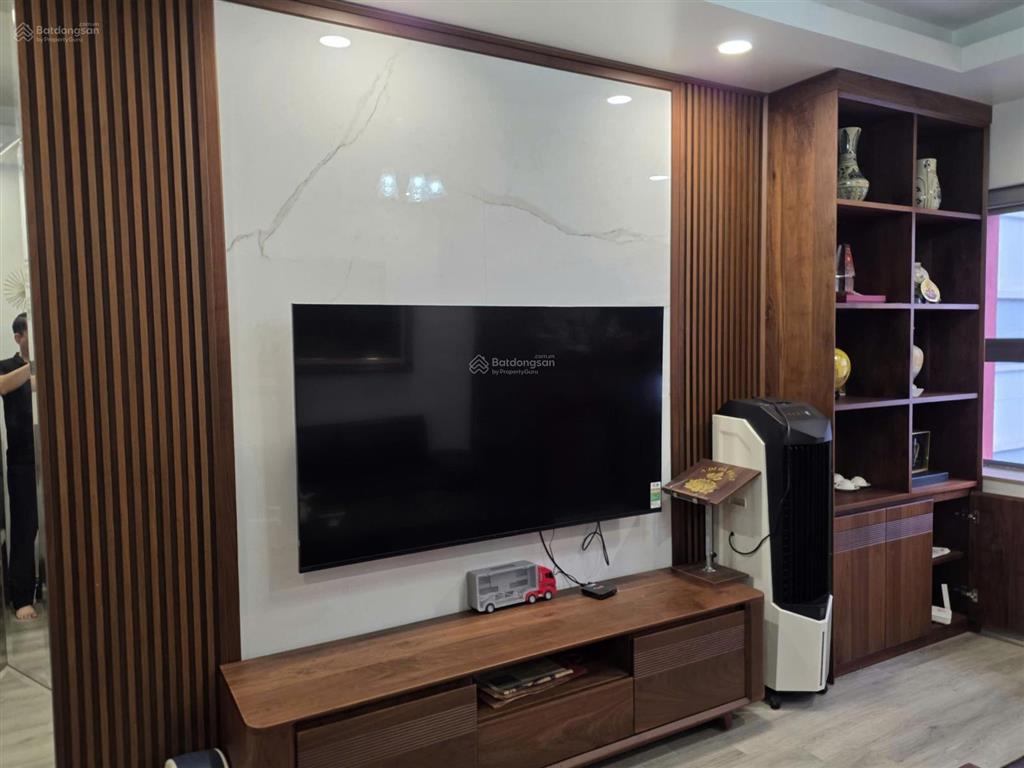 Chính chủ tôi cần cho thuê căn hộ 3pn2vsnhà full đồ chỉ vào ởgiá 15 triệu/tháng cc gamuda yên sở