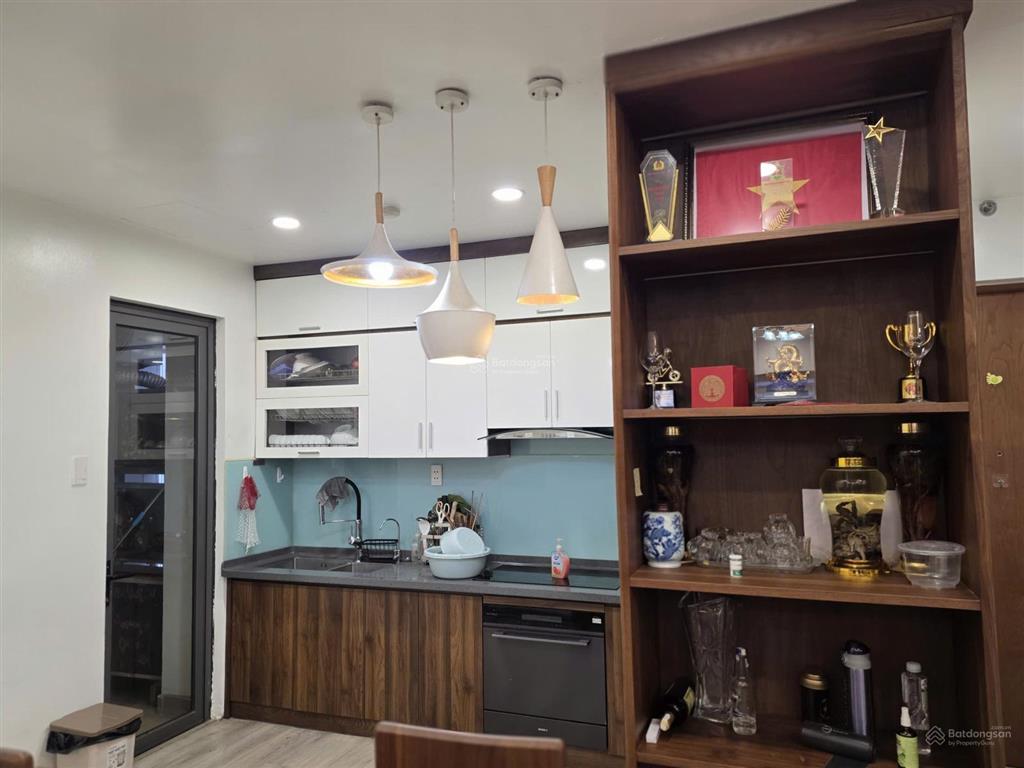 Chính chủ tôi cần cho thuê căn hộ 3pn2vsnhà full đồ chỉ vào ởgiá 15 triệu/tháng cc gamuda yên sở