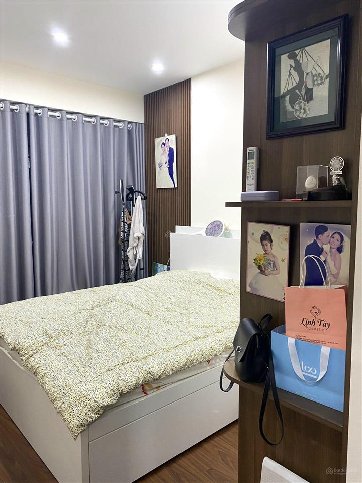 Tôi cần bán căn hộ nhỏ dt 51m2 2pnfull nội thấtban công đn mát giá 4.5 tỷsổ chính chủcc t&t