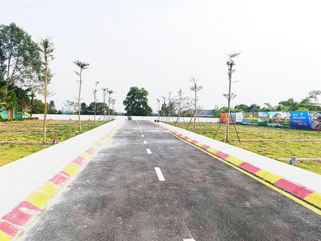 Lô đất vàng cạnh đh văn hoá  phú cát  quốc oai  hoà lạc, sát đô thị lớn, metro 5, ql21 !