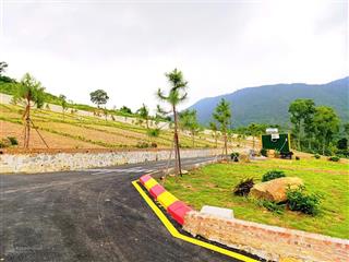 Duy nhất 1 lô đất nghỉ dưỡng siêu đẹp phú mãnhoà lạc, view hồ, tựa núi, xung quanh biệt thự villa!