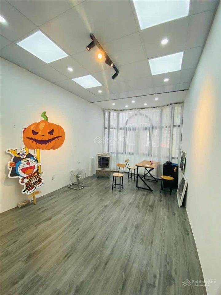 Phân lô cán bộ  ngõ thông bàn cờ  ô tô vỉa hè  kinh doanh sầm uất dòng tiền 21tr/th