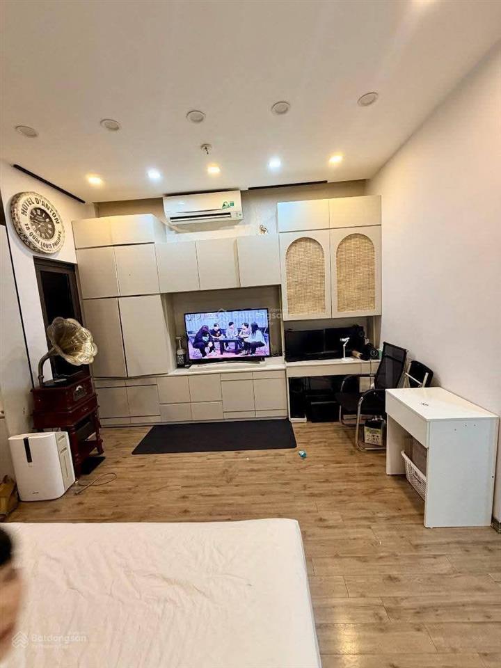 Phân lô trung kính ô tô đỗ cửa  thoáng trước sau  khu phân lô văn minh  hiếm nhà bán  sổ vuoon