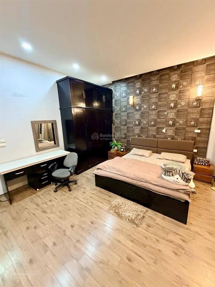 Phân lô trung kính ô tô đỗ cửa  thoáng trước sau  khu phân lô văn minh  hiếm nhà bán  sổ vuoon