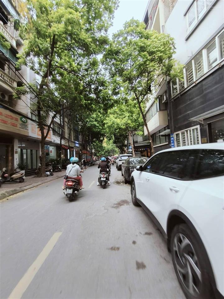 Hiếm  lô góc 3 mặt thoáng  vị trí vàng vỉa hè rộng  kinh doanh đa ngành nghề  ô chờ thang máy