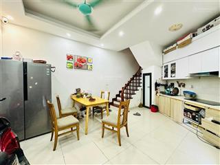 Xuân la tây hồ  nhà đẹp ở ngay  lô góc thoáng sáng  ngõ 3m  full nội thất  bagac tận cửa