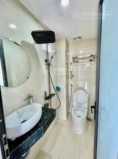 Hot nhà 3 thoáng sáng  50m ra phố lớn  dòng tiền 85tr/tháng  gần ô tô 