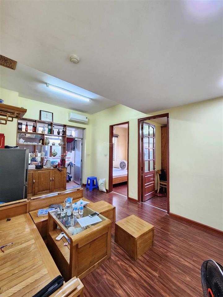 Siêu phẩm căn hộ tt quận cầu giấy  lô góc 2 thoáng  nhà đẹp, ở ngay  view thoáng
