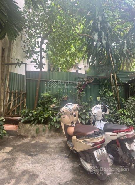 Đất hiếm ba đình  mảnh đất cấp 4 còn sót lại ô tô kinh doanh vỉa hè giá tốt khách phải nhanh
