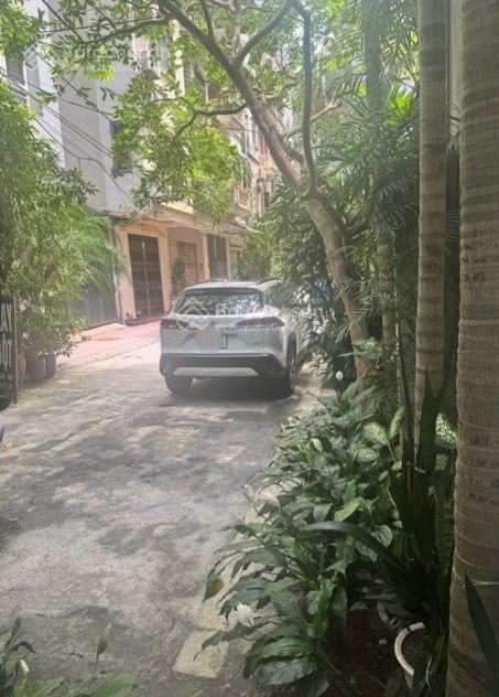 Đất hiếm ba đình  mảnh đất cấp 4 còn sót lại ô tô kinh doanh vỉa hè giá tốt khách phải nhanh