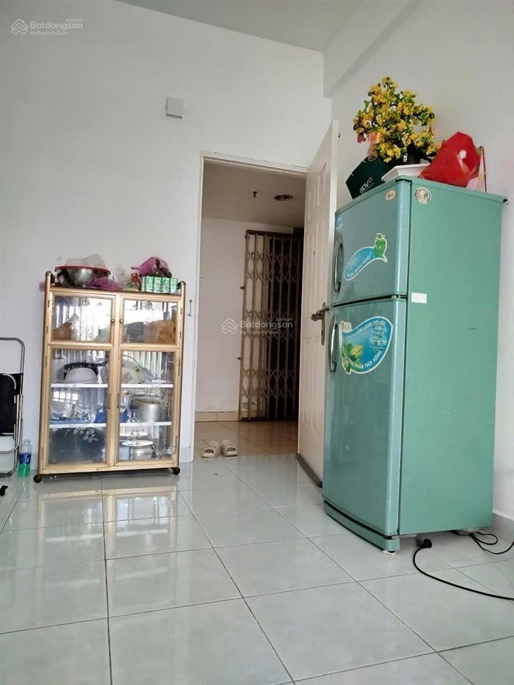 Cần bán chung cư lê thành tân tạo 740tr 34m2, view q1, ban công đông nam nhà y hình, bao phí
