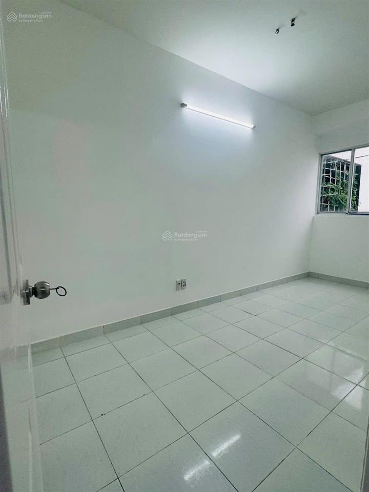 Cần bán căn hộ chung cư lê thành tân tạo, đường hồ văn long bình tân 34m2 giá 670tr bao phí
