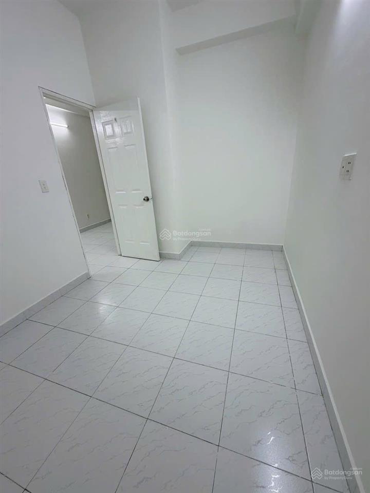 Cần bán căn hộ chung cư lê thành tân tạo, đường hồ văn long bình tân 34m2 giá 670tr bao phí
