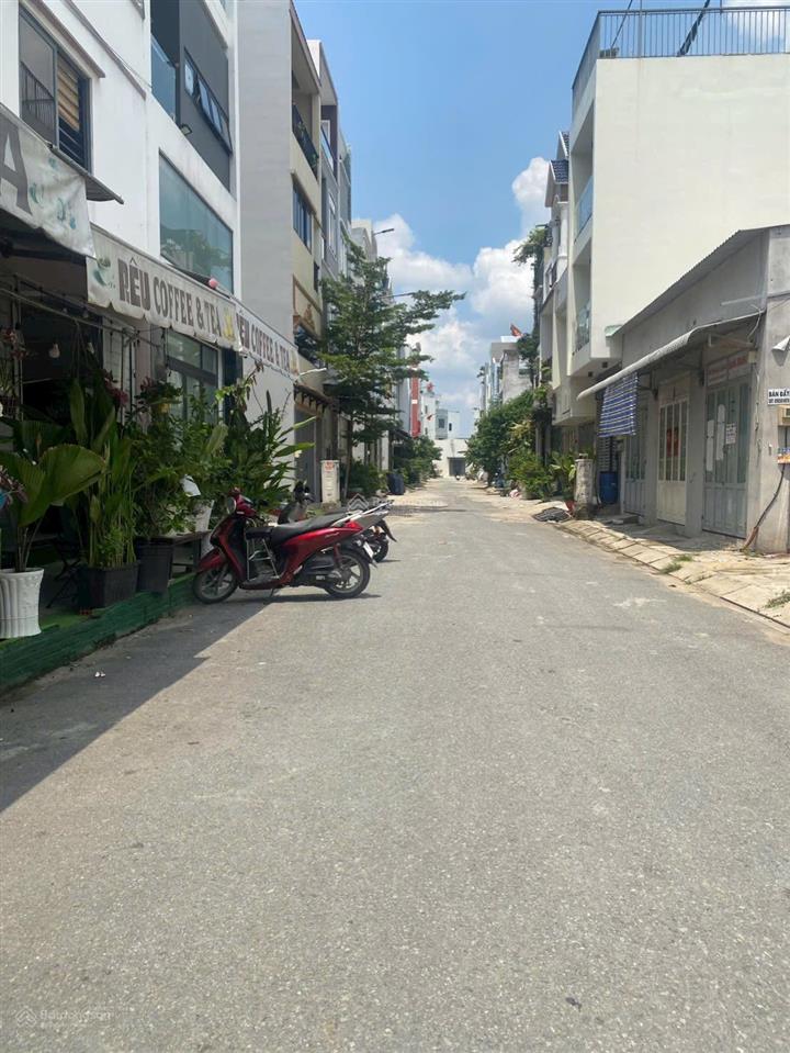 Chủ ngộp bank bán gấp 4x16, đường nhựa 8m4 gần chung cư lê thành trường cấp 3 bình tân 3,750 tỷ