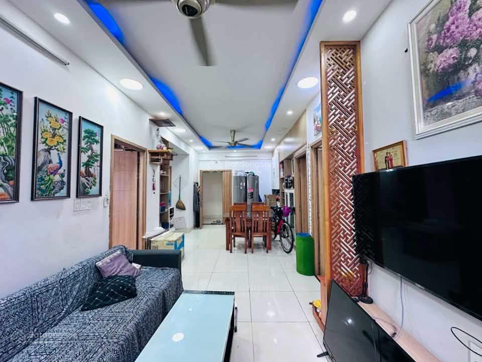 Chủ gởi căn 3pn tặng nội thất 82m²  2t7 chung cư tecco bình tân