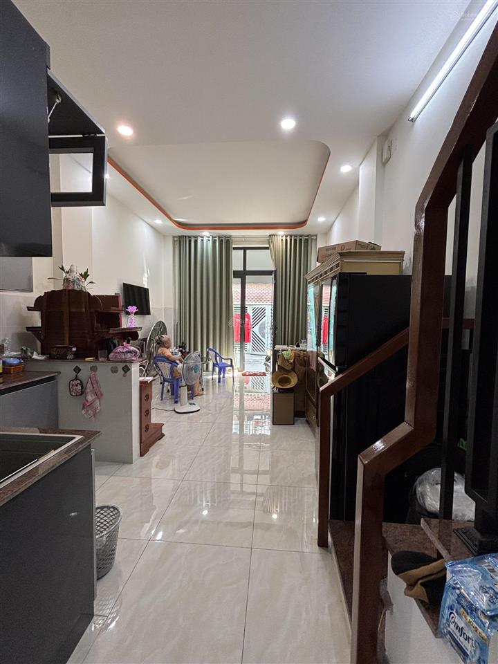 Chủ giảm 500tr để bán nhanh nhà đẹp giá thật  lê đình cẩn  3 tầng sân thượng 3t9 tl hẻm xe hơi