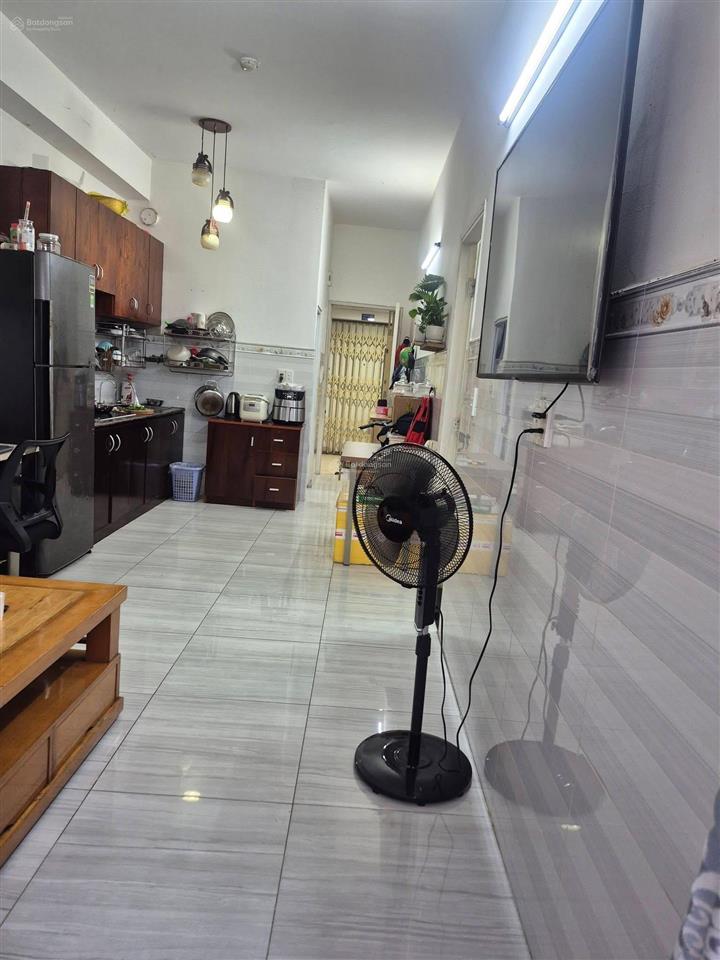 Em chính chủ cần bán căn hộ lê thành block d  38,2 m2 nội thất cao cấp, giá 870tr bao phí