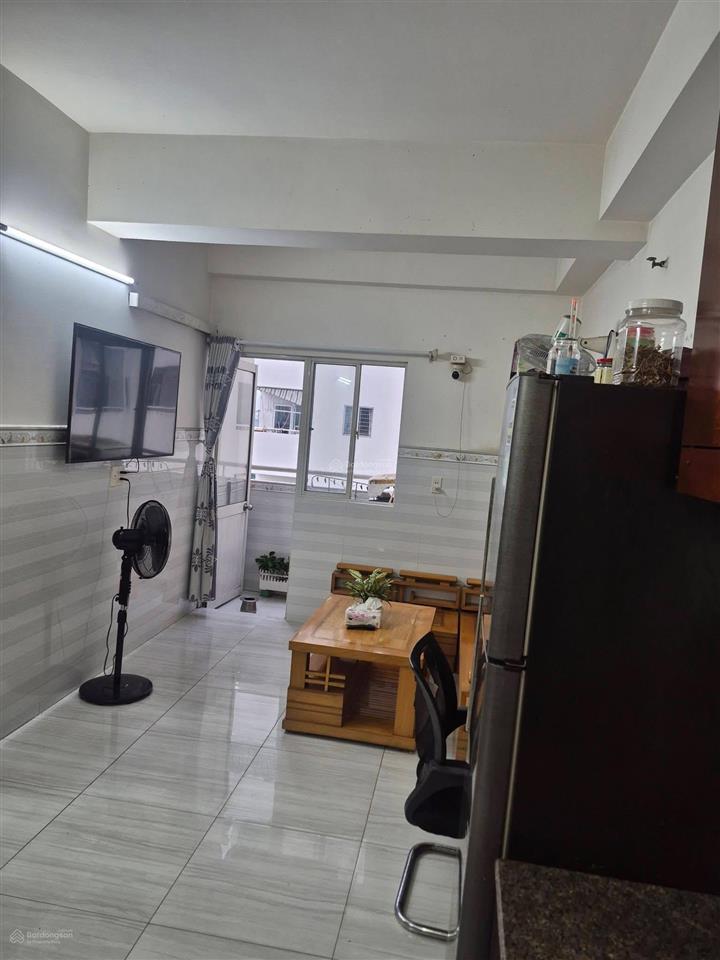 Em chính chủ cần bán căn hộ lê thành block d  38,2 m2 nội thất cao cấp, giá 870tr bao phí