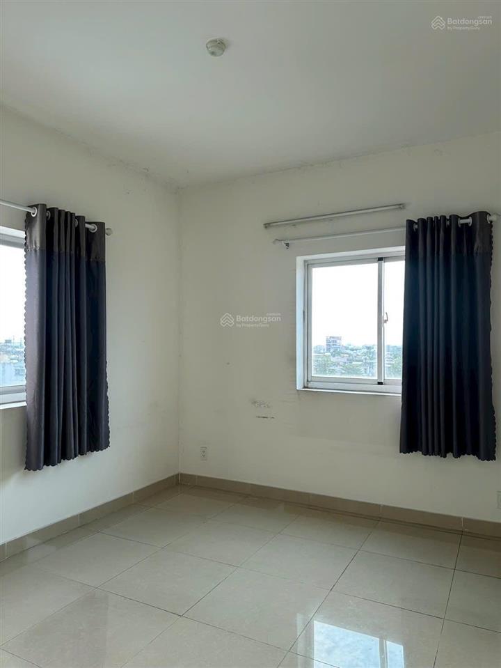 Bán căn hộ chung cư thái sơn 79m2  2pn  2t4 có sổ hồng ngăn được thêm 1pn giá thương lượng