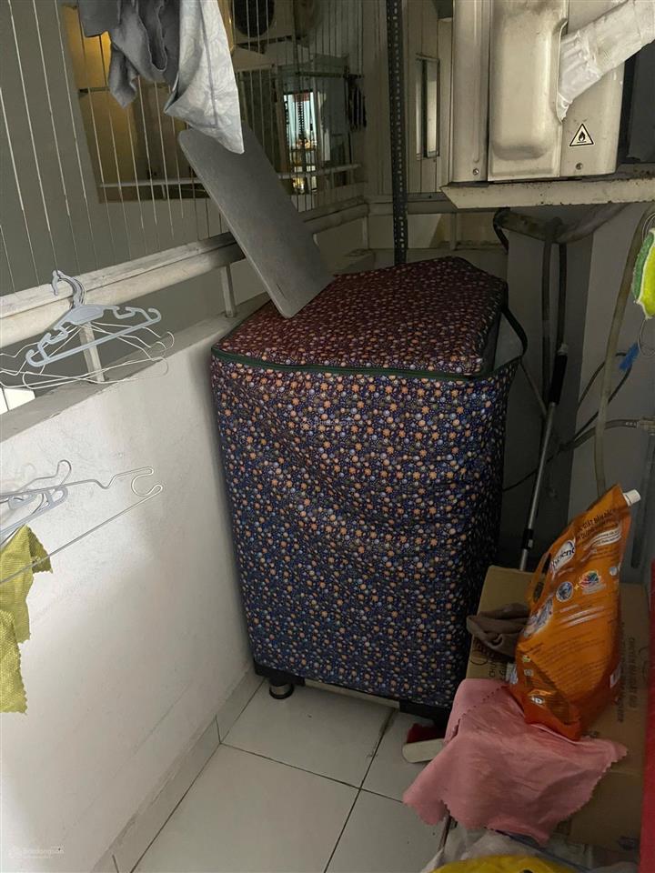 Cho thuê căn hộ 36.5 nội thất 2 máy lạnh, máy nước nóng, máy giặt, tủ lạnh, bếp âm, tủ, giá 4tr5