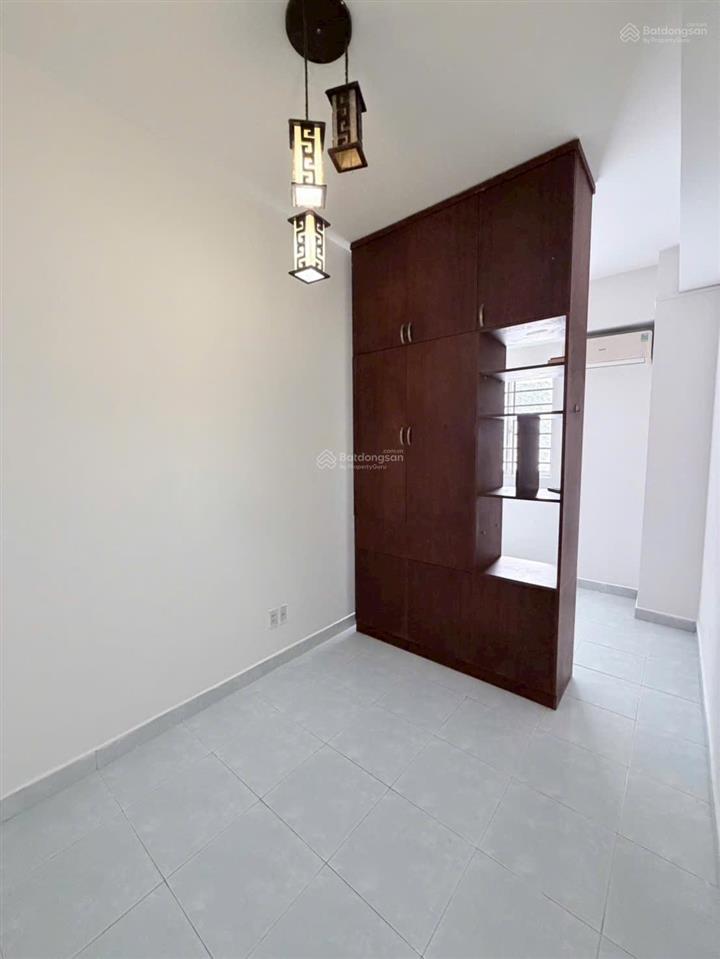 Chủ ngộp bán căn hộ chung cư lê thành tân tạo 37m2  680tr bao phí