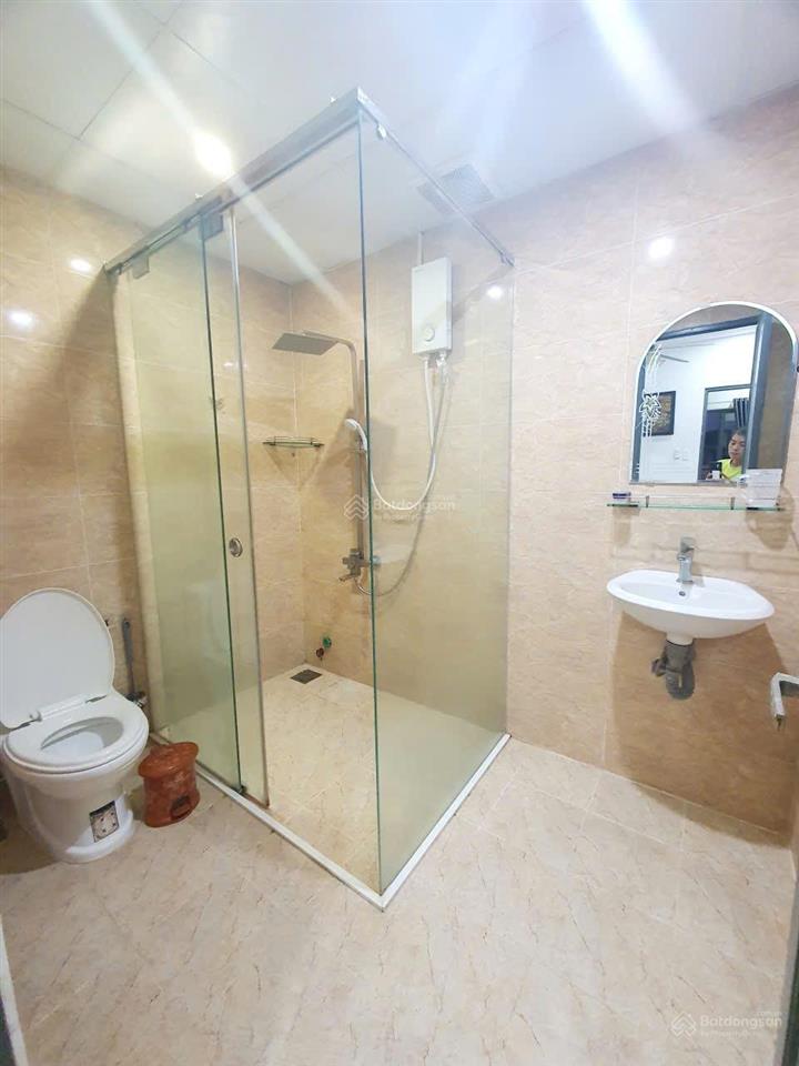 Nhà 4 tầng mặt tiền 19 tháng 5 có 6 căn hộ cho thuê dòng tiền hơn 90tr/tháng.  anh ba 0919 396 ***