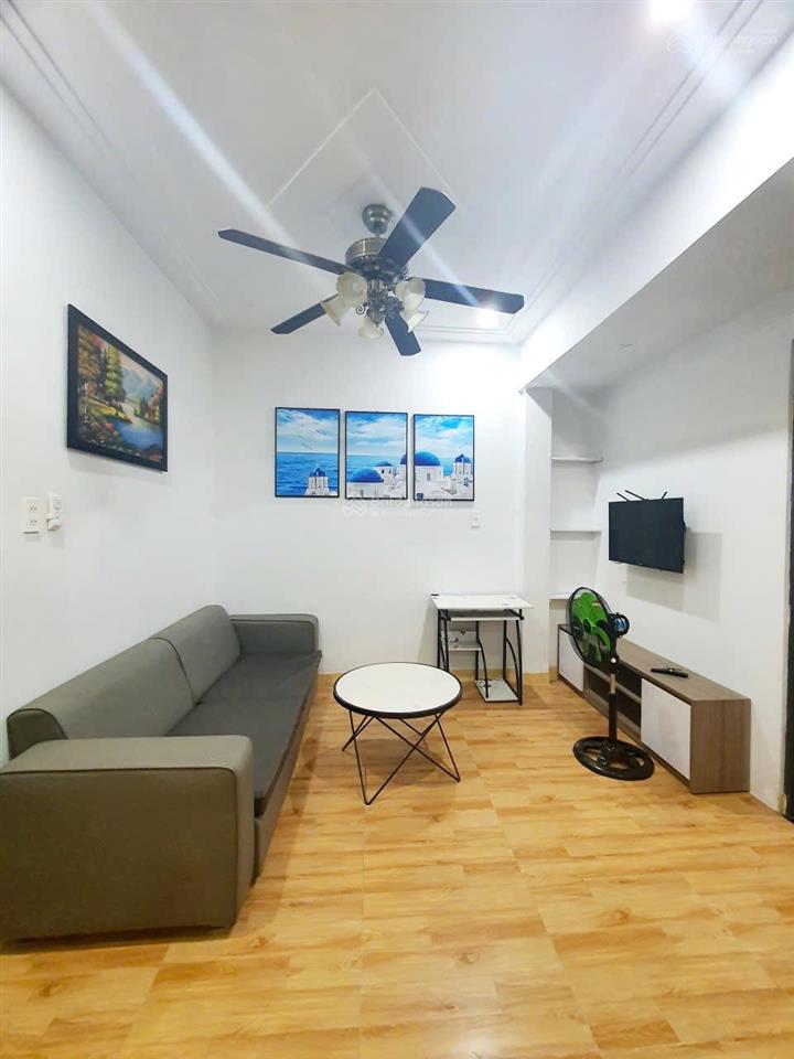 Nhà 4 tầng mặt tiền 19 tháng 5 có 6 căn hộ cho thuê dòng tiền hơn 90tr/tháng.  anh ba 0919 396 ***
