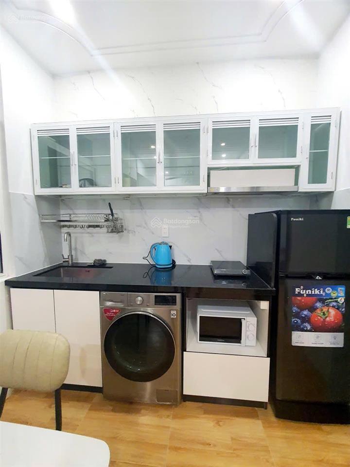 Nhà 4 tầng mặt tiền 19 tháng 5 có 6 căn hộ cho thuê dòng tiền hơn 90tr/tháng.  anh ba 0919 396 ***