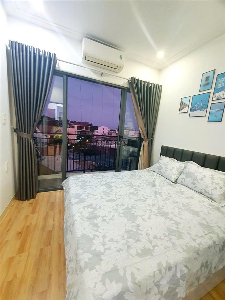 Nhà 4 tầng mặt tiền 19 tháng 5 có 6 căn hộ cho thuê dòng tiền hơn 90tr/tháng.  anh ba 0919 396 ***