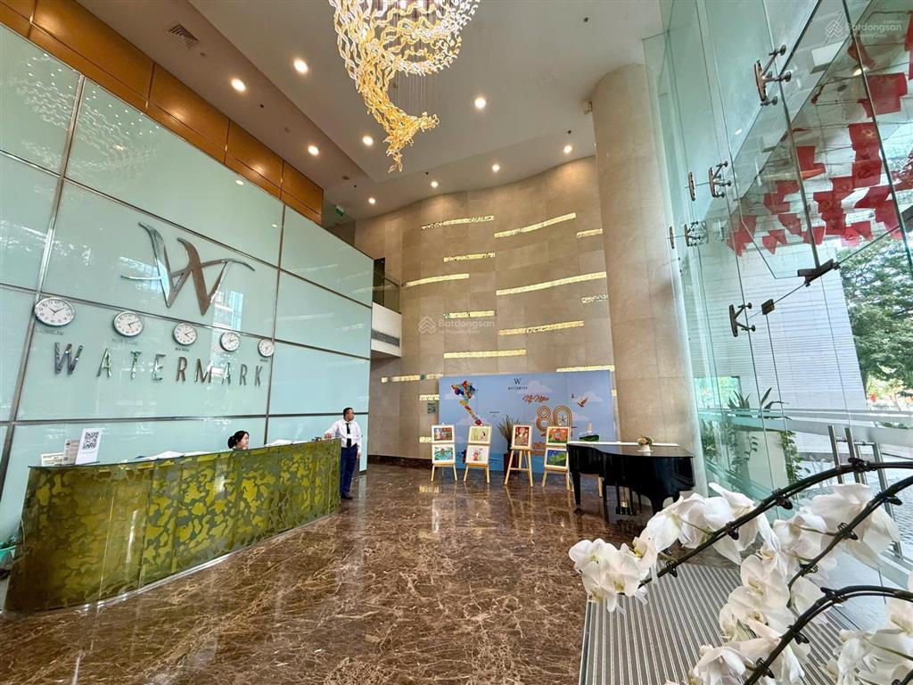 Tin thật ko ảo căn 3 ngủ tầng cao view trọn hồ tây tại chung cư watermark lạc long quân thuê 28tr