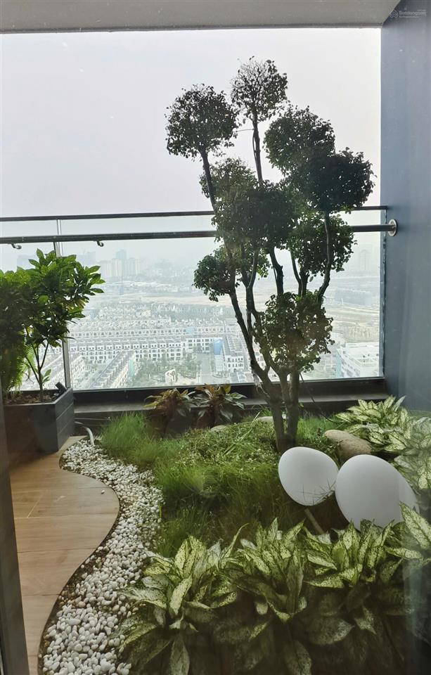 Căn sân vườn hạng sang tại sunshine golden river 161m2 ban công sân vườn 35m2 giá hơn 20 tỷ