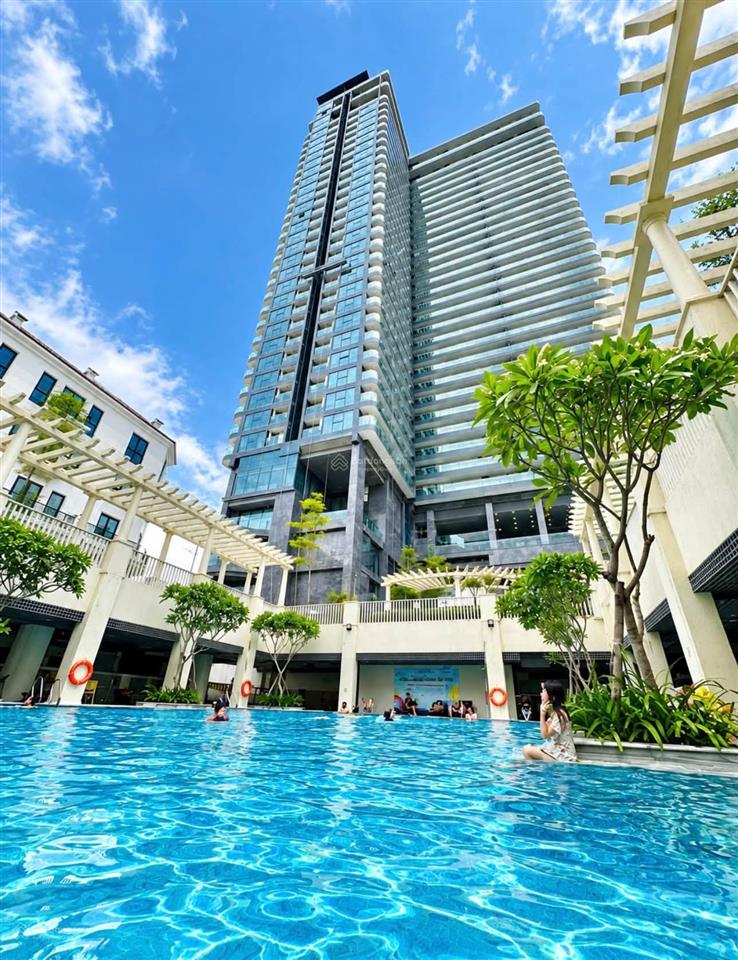 Căn chung cư hàng hiệu tại ciputra 141m2 ban công sân vườn 30m2 view sông hồng giá 17 tỷ