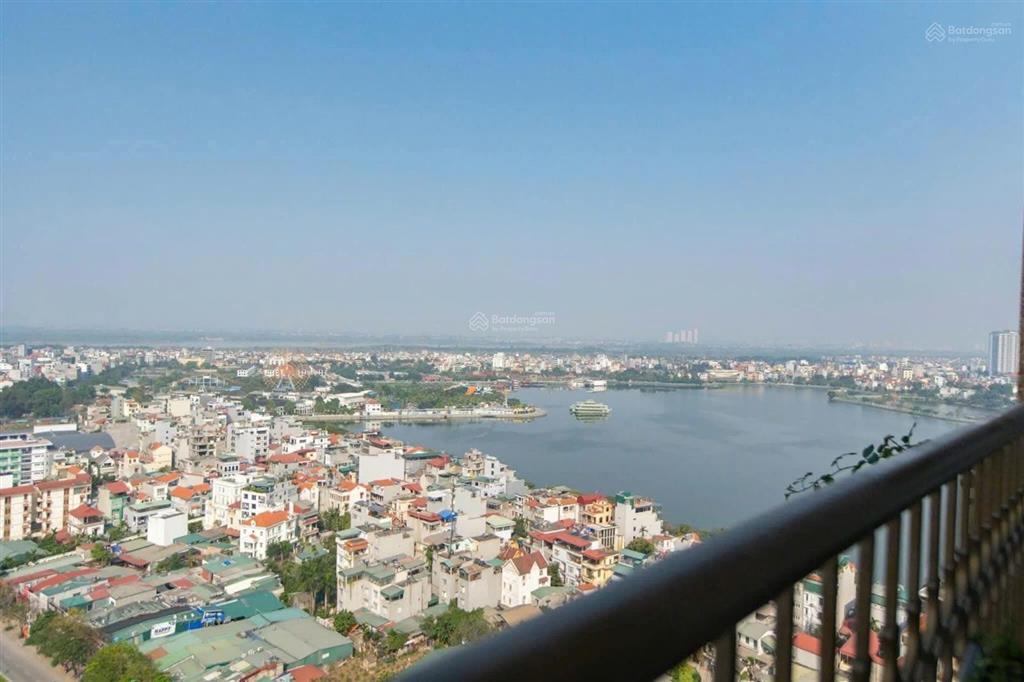 Căn góc 2 ngủ 70m2 tòa d'eldorado tầng cao view hồ tây ciputra đẹp giá nhỉnh 9 tỷ, sẵn sổ lâu dài