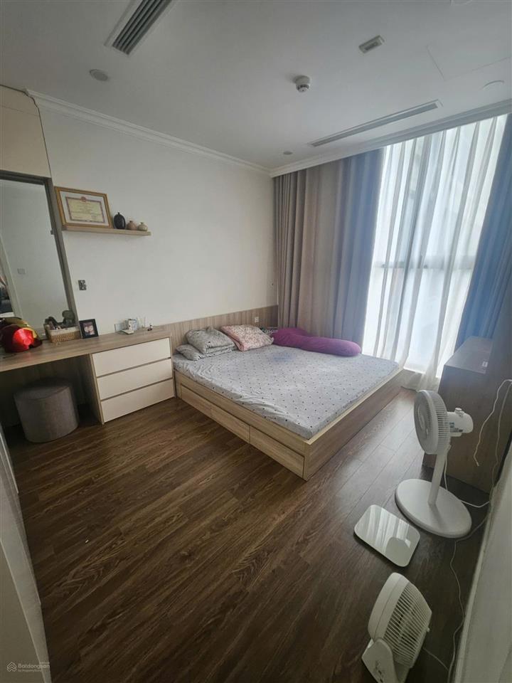 Căn 2 ngủ sẵn đồ nội thất đẹp tại sunshine riverside tây hồ giá 5,6 tỷ.  0978 073 ***