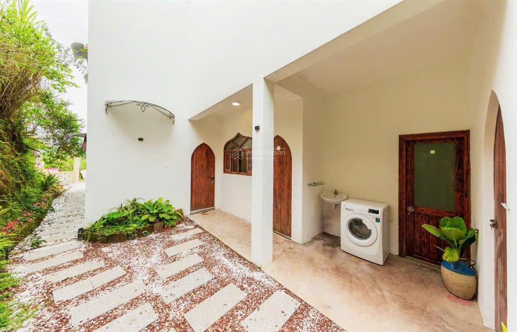 Bán homestay view đẹp, đồi thông tin đà lạt dạng "tỳ hưu", cách hồ xuân hương 1km