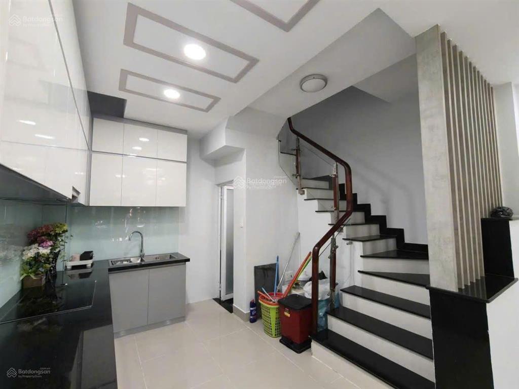 Nhà đẹp khu chợ căn cứ lê thị hồng p17 gv6x20m cn 110m2 1 trệt 3 lầu hẻm 6m 13,5 tỷ