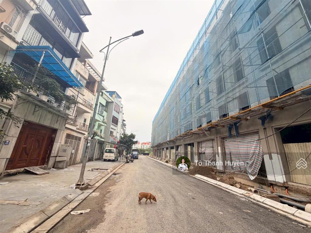 Cực hiếm! giảm sốc 4,5 tỷ lô góc đẹp khu đô thị mới văn phú 75m2 giá nhỉnh 16 tỷ