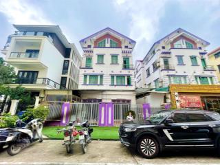 Hạ sốc 5 tỷ  bán gấp bt trung văn 150m2 view chung cư kinh doanh sầm uất dòng tiền 30tr tháng